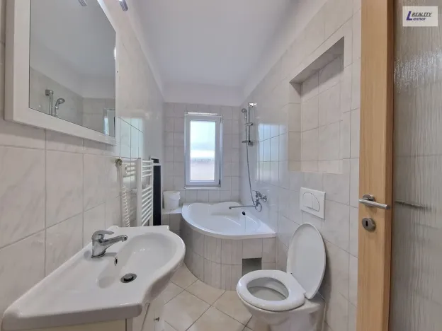 Pronájem bytu 1+kk, Rožmitál pod Třemšínem, Čelakovské-Rajské, 19 m2