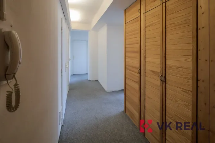 Pronájem bytu 2+1, Praha - Dejvice, Evropská, 75 m2