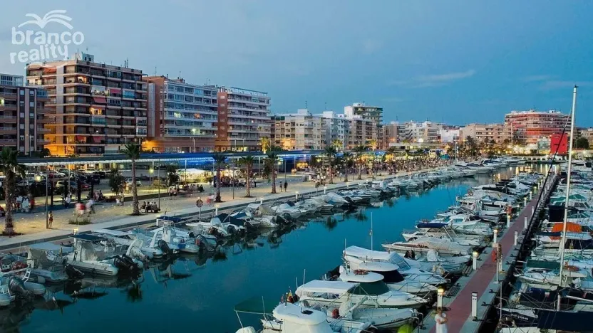 Prodej bytu 3+kk, Santa Pola, Alicante, Španělsko, 84 m2