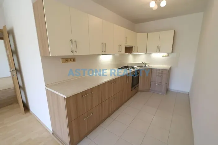 Pronájem bytu 3+kk, Praha - Kamýk, Papírníkova, 66 m2