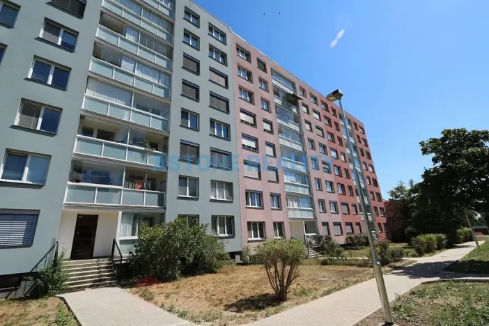 Pronájem bytu 3+kk, Praha - Kamýk, Papírníkova, 66 m2