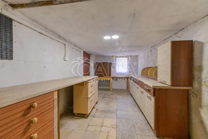 Prodej rodinného domu, Podhradí, 306 m2