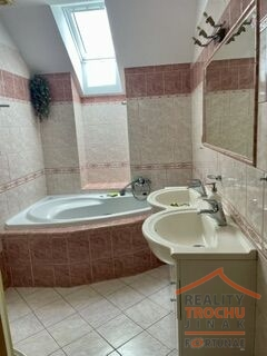 Prodej rodinného domu, Mikulovice, Dlouhá, 156 m2