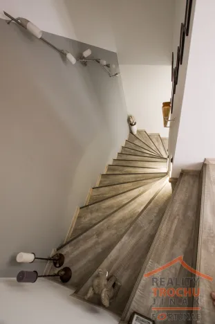 Prodej rodinného domu, Mikulovice, Dlouhá, 156 m2
