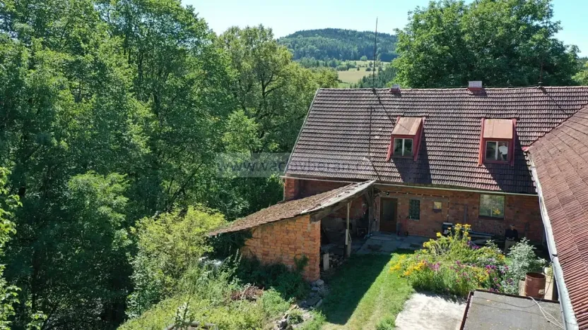 Prodej rodinného domu, Řetová, 225 m2