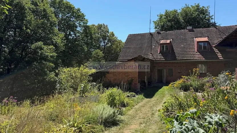 Prodej rodinného domu, Řetová, 225 m2
