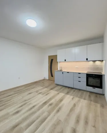 Pronájem bytu 2+kk, Česká Lípa, Pražská, 40 m2