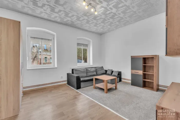 Pronájem bytu 1+1, Dvůr Králové nad Labem, Heydukova, 38 m2