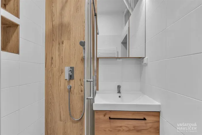 Pronájem bytu 1+1, Dvůr Králové nad Labem, Heydukova, 38 m2