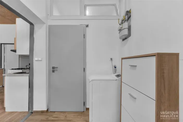 Pronájem bytu 1+1, Dvůr Králové nad Labem, Heydukova, 38 m2