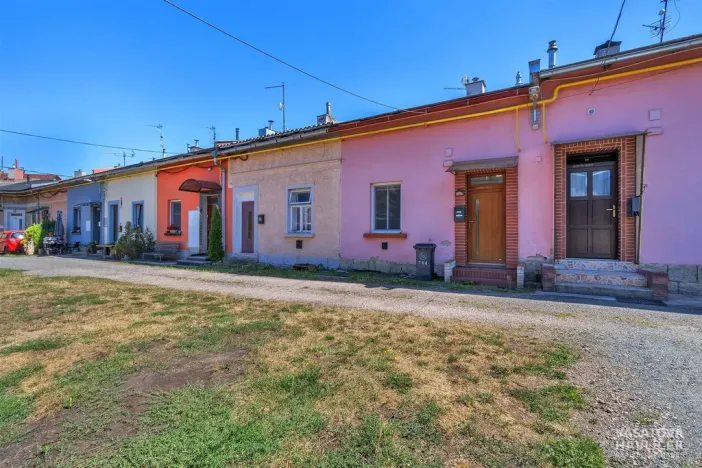 Pronájem bytu 1+1, Dvůr Králové nad Labem, Heydukova, 38 m2