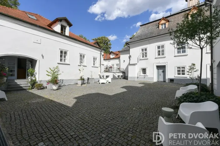 Prodej bytu 1+1, Praha - Smíchov, U Pernikářky, 27 m2