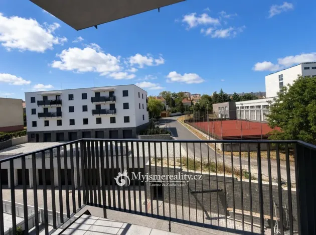 Pronájem bytu 2+kk, Znojmo, Vančurova, 42 m2