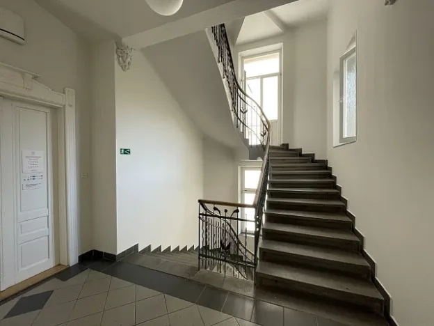 Pronájem bytu 3+kk, Praha, Bubenečská, 80 m2