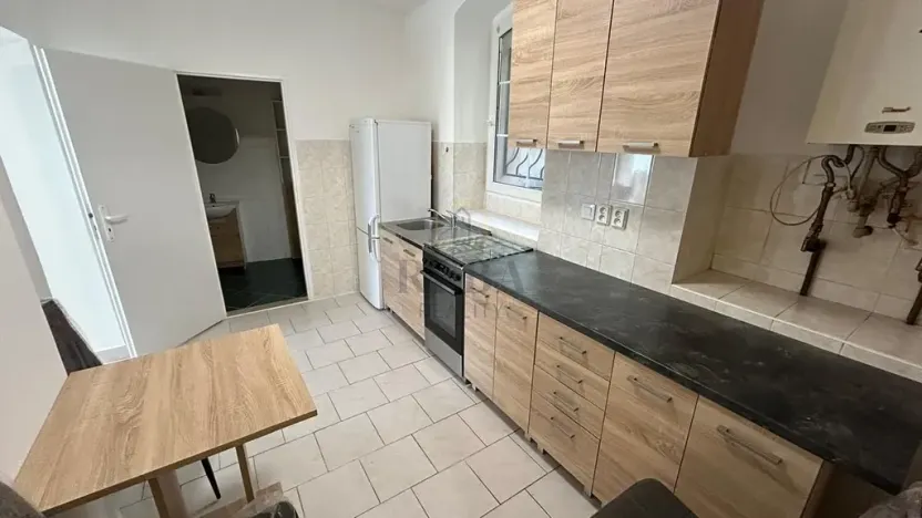 Pronájem bytu 2+1, Karlovy Vary, Pražská silnice, 74 m2