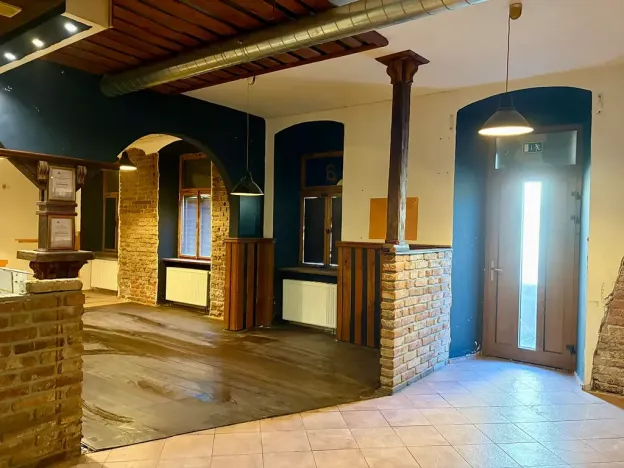 Prodej restaurace, Příbram, náměstí J. A. Alise, 104 m2