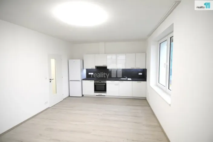 Pronájem bytu 2+kk, Praha - Modřany, Větrovcova, 50 m2