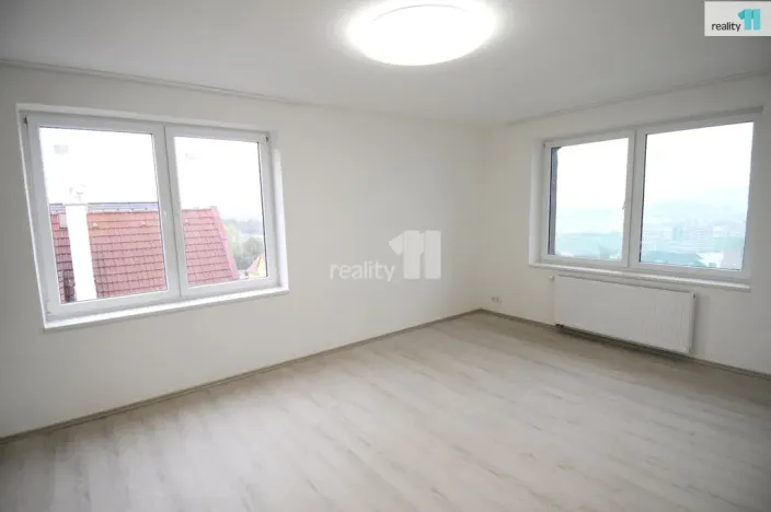 Pronájem bytu 2+kk, Praha - Modřany, Větrovcova, 50 m2