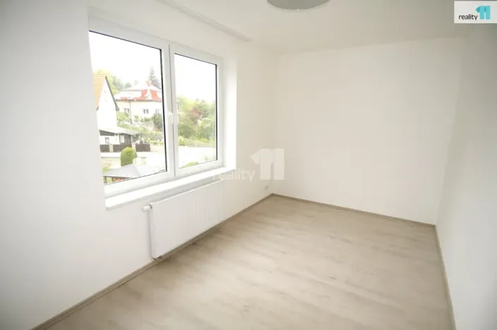 Pronájem bytu 2+kk, Praha - Modřany, Větrovcova, 50 m2