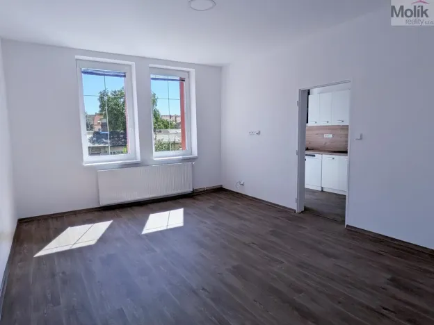 Pronájem bytu 3+1, Dubí - Běhánky, Sportovní, 74 m2