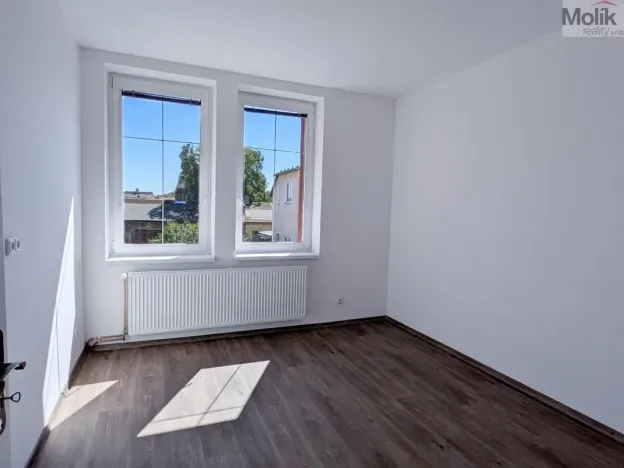 Pronájem bytu 3+1, Dubí - Běhánky, Sportovní, 74 m2