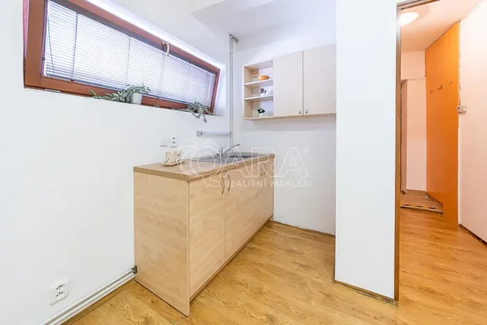 Pronájem bytu 1+kk, Chrudim - Chrudim II, Soukenická, 15 m2