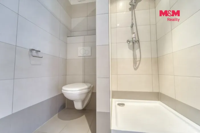 Prodej rodinného domu, Hřebeč, nám. Draha, 150 m2