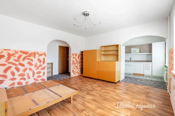 Pronájem bytu 1+1, Praha - Zbraslav, Tunelářů, 47 m2