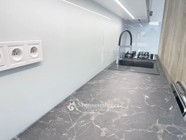 Pronájem bytu 3+1, Znojmo, Holandská, 73 m2