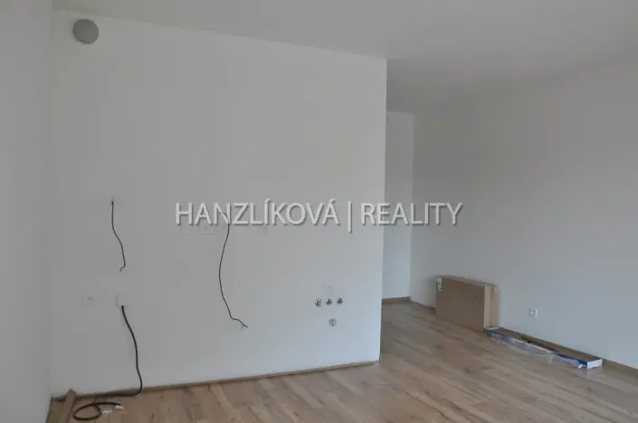Pronájem bytu 1+kk, České Budějovice - České Budějovice 2, Volejbalistů, 28 m2