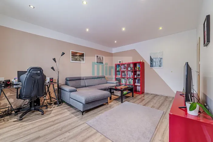 Prodej bytu 2+1, Ostrava, Panelová, 51 m2