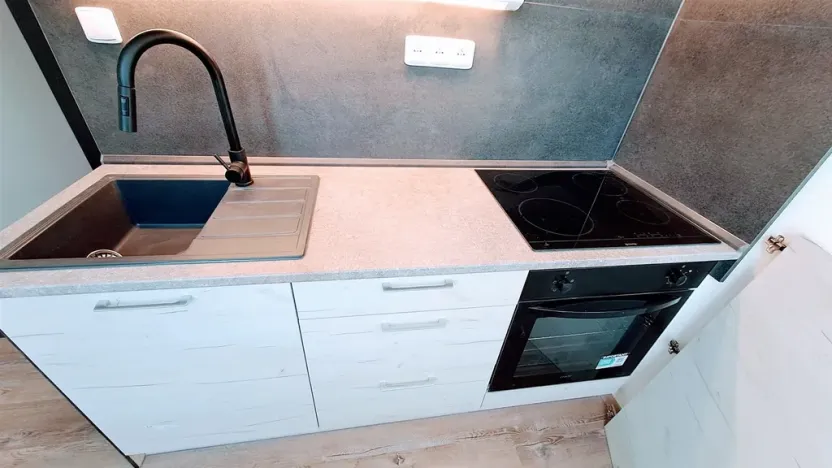 Pronájem bytu 1+1, Ústí nad Labem - Severní Terasa, Šrámkova, 34 m2