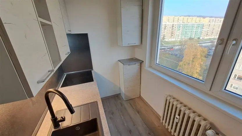 Pronájem bytu 1+1, Ústí nad Labem - Severní Terasa, Šrámkova, 34 m2