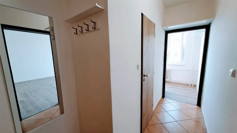Pronájem bytu 1+1, Ústí nad Labem - Severní Terasa, Šrámkova, 34 m2