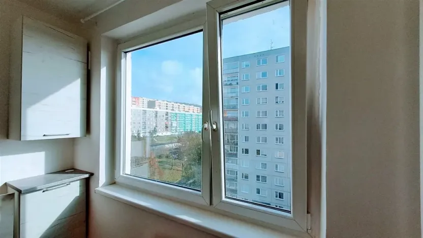 Pronájem bytu 1+1, Ústí nad Labem - Severní Terasa, Šrámkova, 34 m2