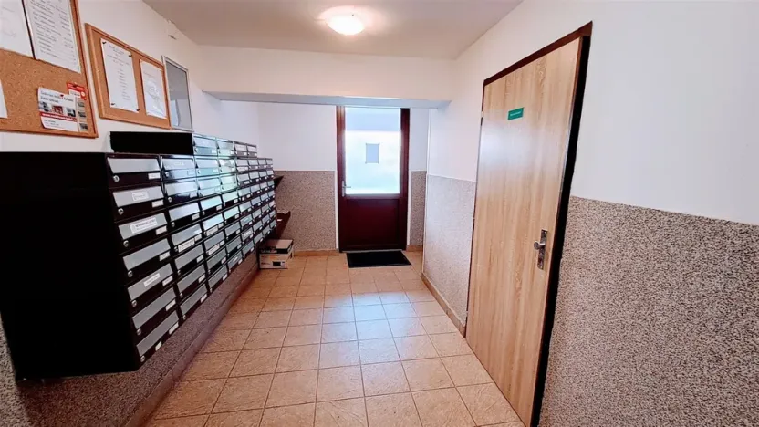 Pronájem bytu 1+1, Ústí nad Labem - Severní Terasa, Šrámkova, 34 m2