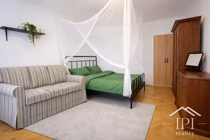 Pronájem bytu 1+1, Praha - Košíře, Mahenova, 47 m2