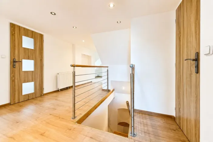 Prodej rodinného domu, Hora Svatého Šebestiána, 295 m2