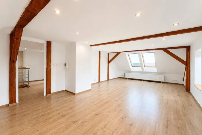 Prodej rodinného domu, Hora Svatého Šebestiána, 295 m2
