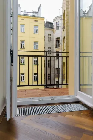 Pronájem bytu 2+kk, Praha - Holešovice, Šimáčkova, 74 m2