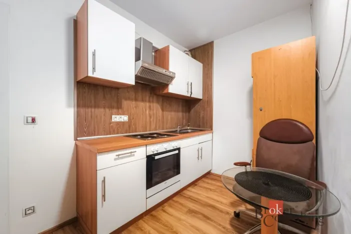 Pronájem bytu 2+1, Plzeň - Skvrňany, Kreuzmannova, 48 m2