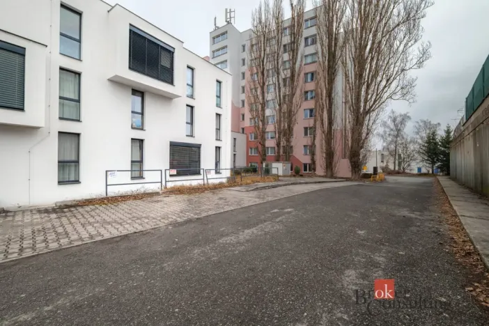 Pronájem bytu 2+1, Plzeň - Skvrňany, Kreuzmannova, 48 m2