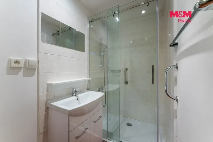 Pronájem bytu 2+kk, Praha - Ruzyně, Ciolkovského, 42 m2