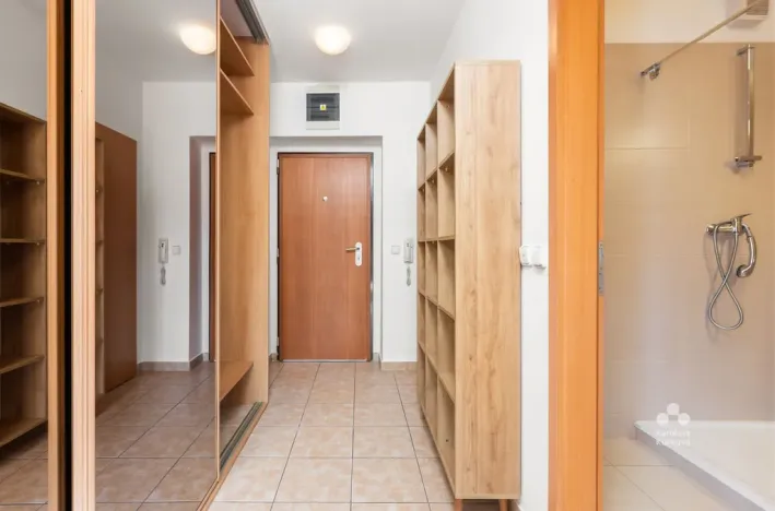 Pronájem bytu 1+kk, Praha - Podolí, Dvorecká, 55 m2