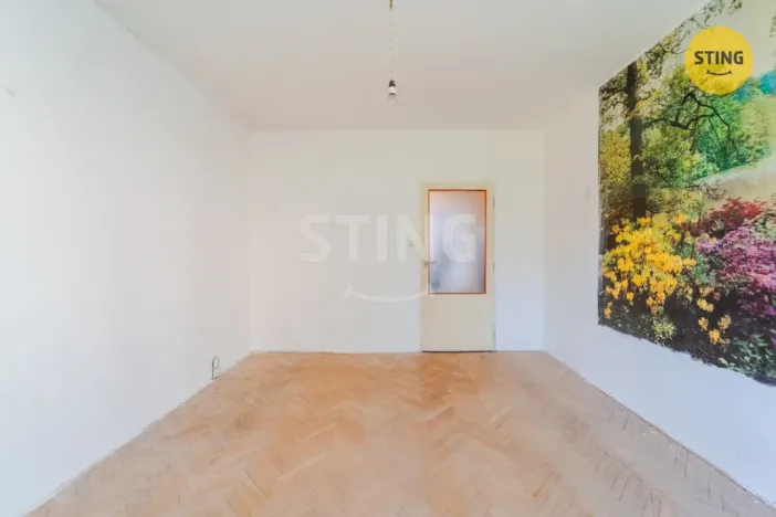 Prodej bytu 2+1, Opava, Holasická, 58 m2