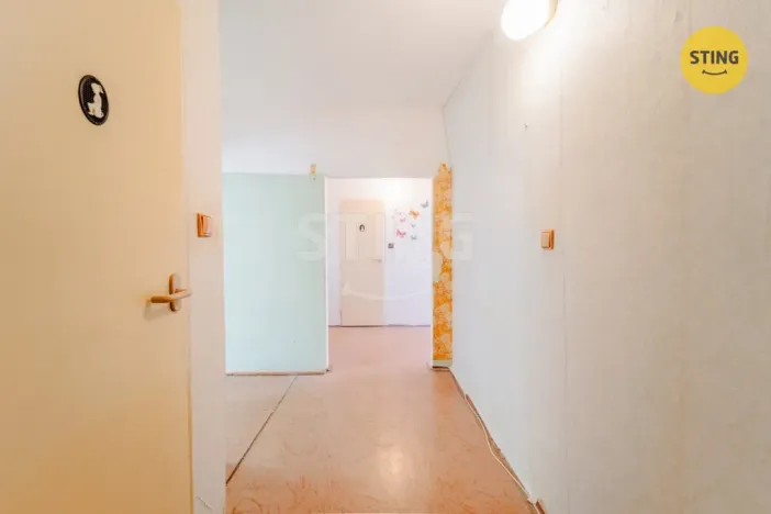 Prodej bytu 2+1, Opava, Holasická, 58 m2