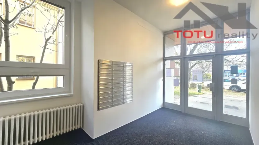 Pronájem kanceláře, Chrudim, Palackého třída, 18 m2
