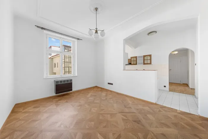 Prodej bytu 3+1, Praha - Vinohrady, Rubešova, 113 m2