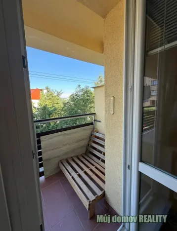 Pronájem bytu 2+kk, Praha - Podolí, Na vápenném, 38 m2