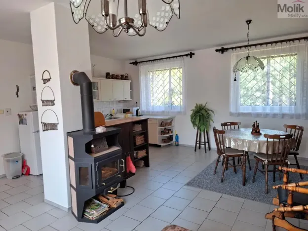 Prodej rodinného domu, Pnětluky - Konětopy, 200 m2
